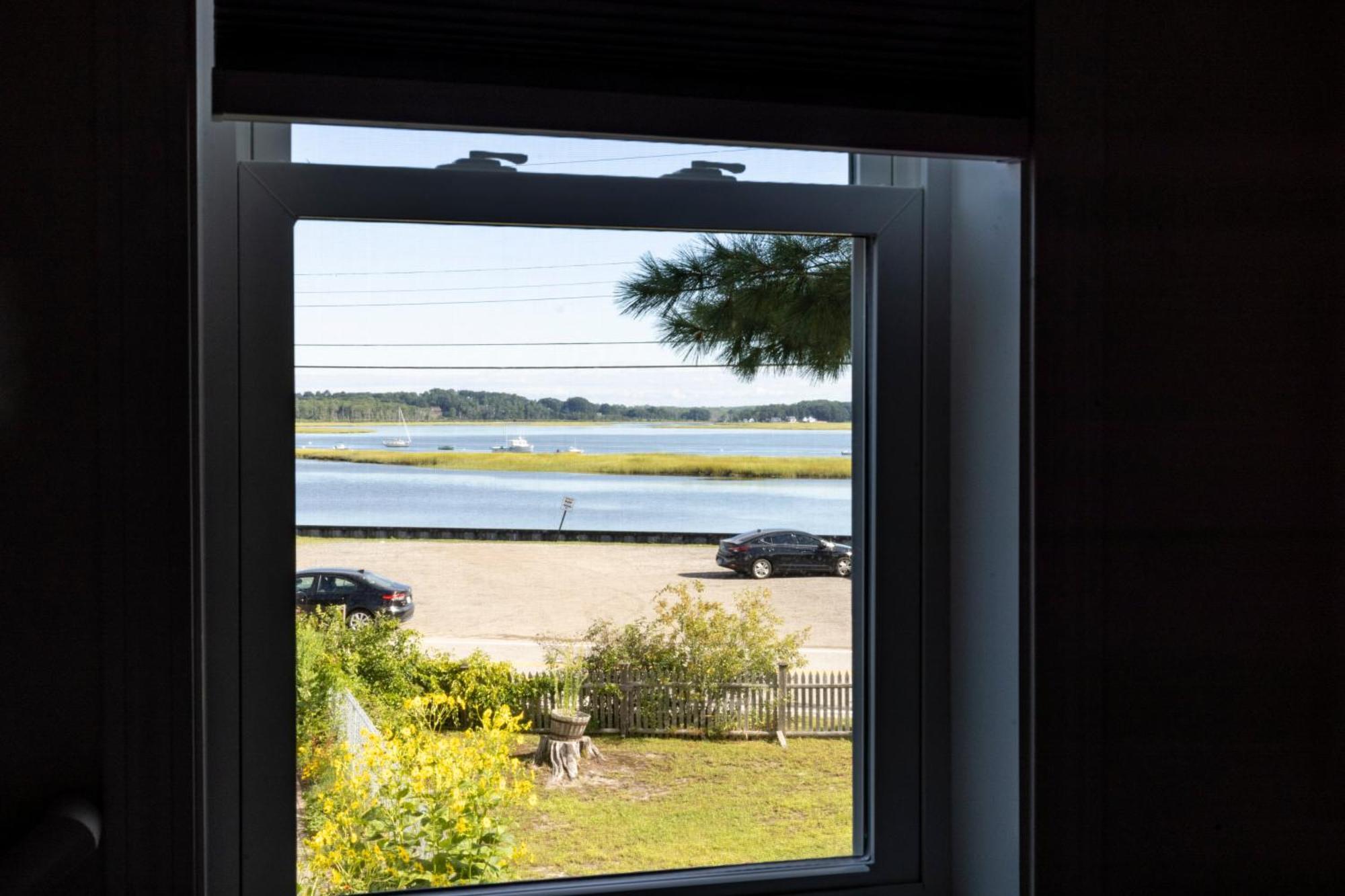 Bright 4Br Beach House, Pine Point Perfection Scarborough Zewnętrze zdjęcie